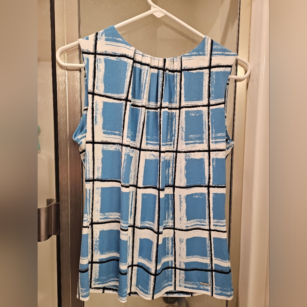 Sleeveless Calvin Klein blouse